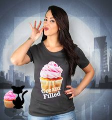 Damen T-Shirt Cream FIlled Cupcakes