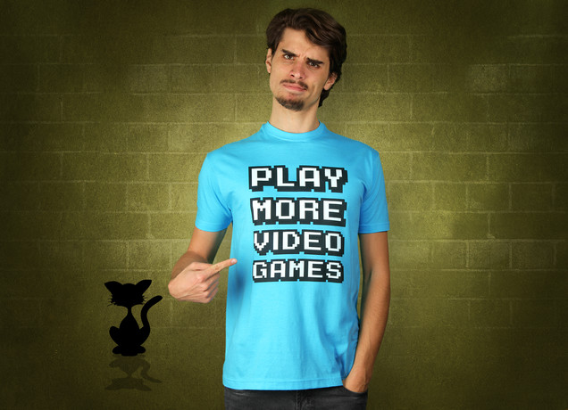 Herren T-Shirt Play More Video Games